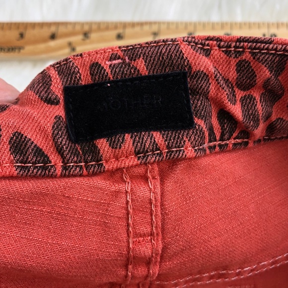 Mother The Looker Ankle Jeans in Animal Attract 28 - Picture 6 of 8